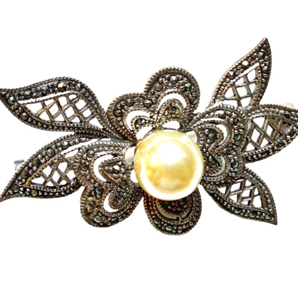 Vintage Style Sterling Silver & Marcasite Floral Brooch